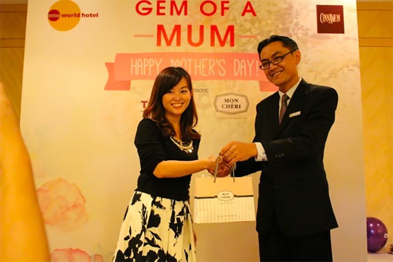 Mon Cheri Sponsors "Gem of a Mum" event by One World Hotel