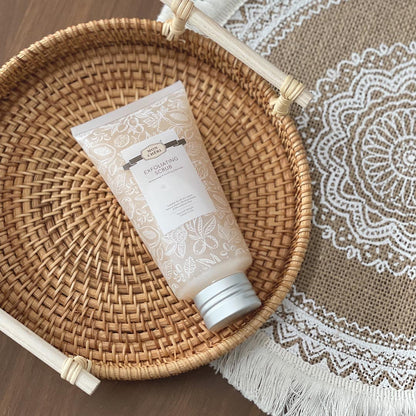 Mon Chéri Esssentials - Exfoliating Scrub Duo