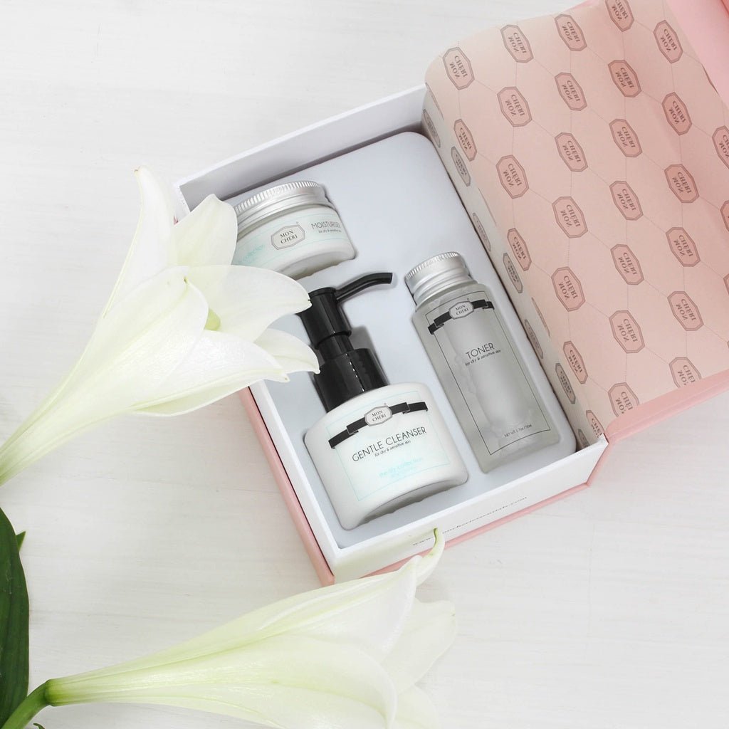 Mon Chéri Esssentials - Lily Collection Travel Set